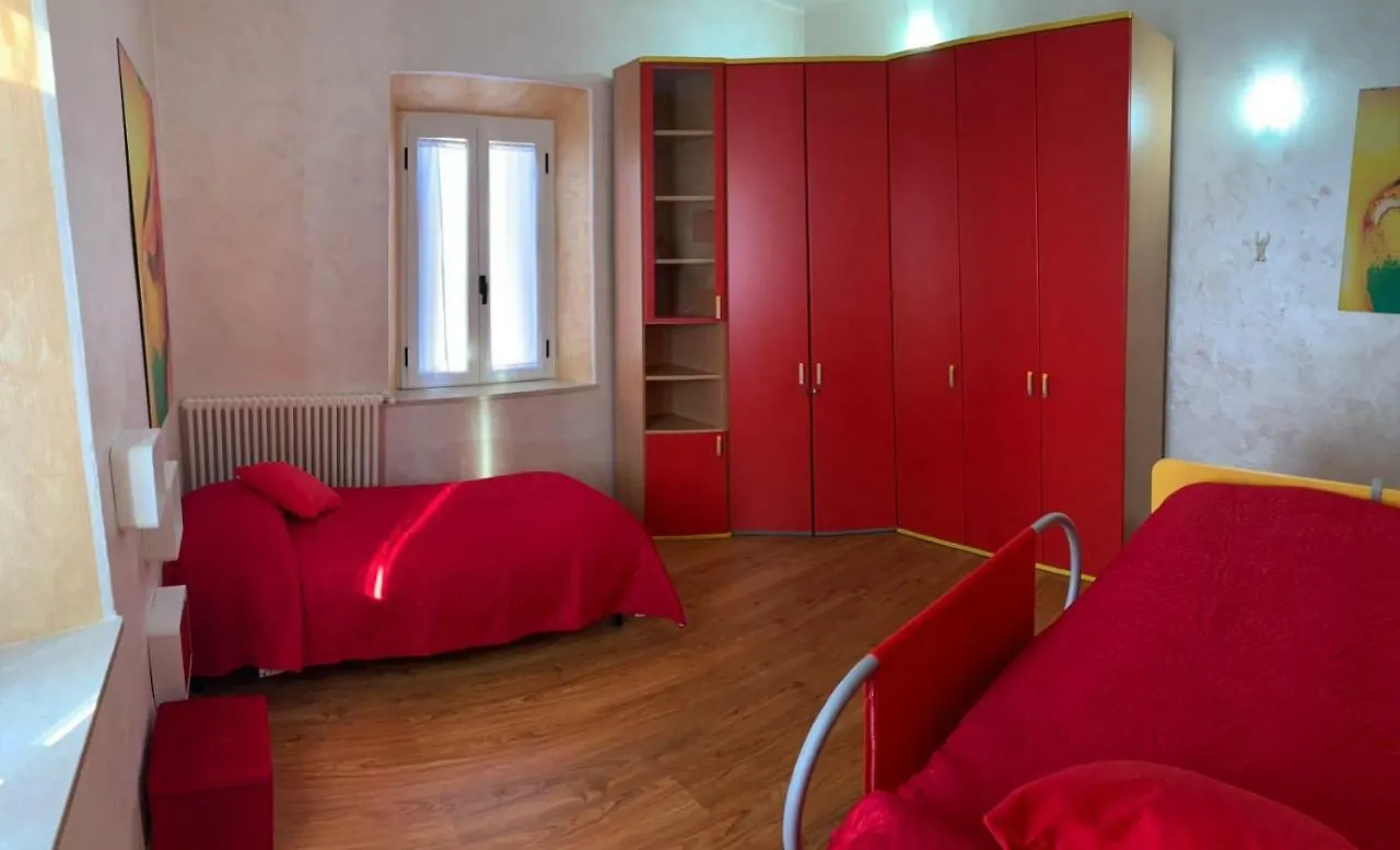 Apartment Appartamento La Regina Del Garda Peschiera del Garda