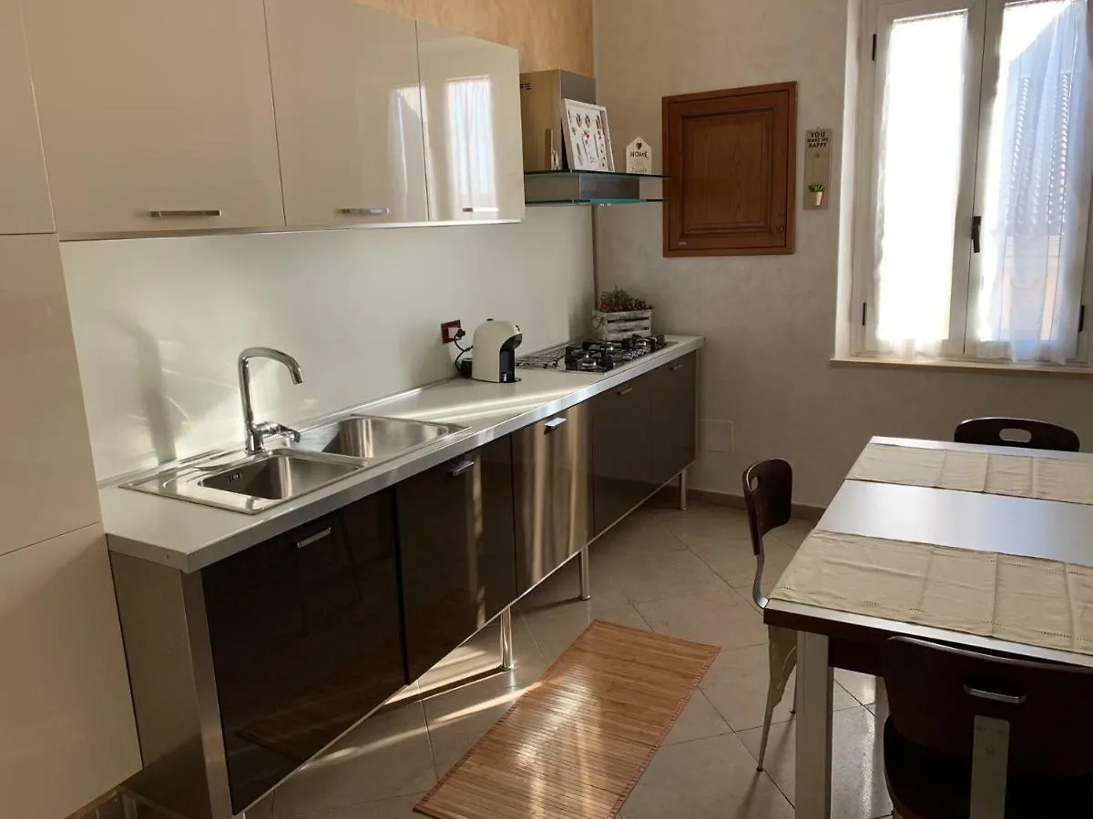 Appartamento La Regina Del Garda Peschiera del Garda 0*,  Italy