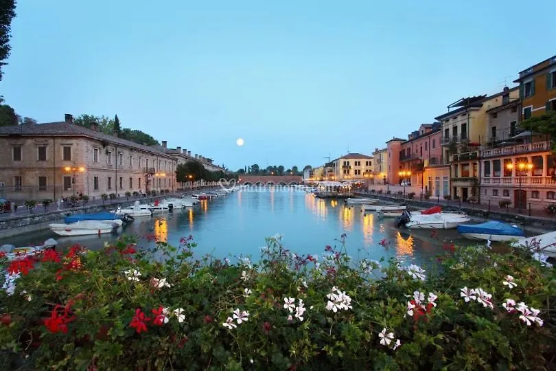 Appartamento La Regina Del Garda Peschiera del Garda 0*,